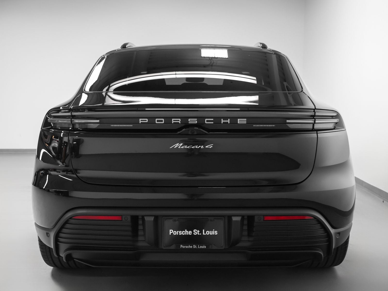 2026 Porsche Macan Macan 4 Electric