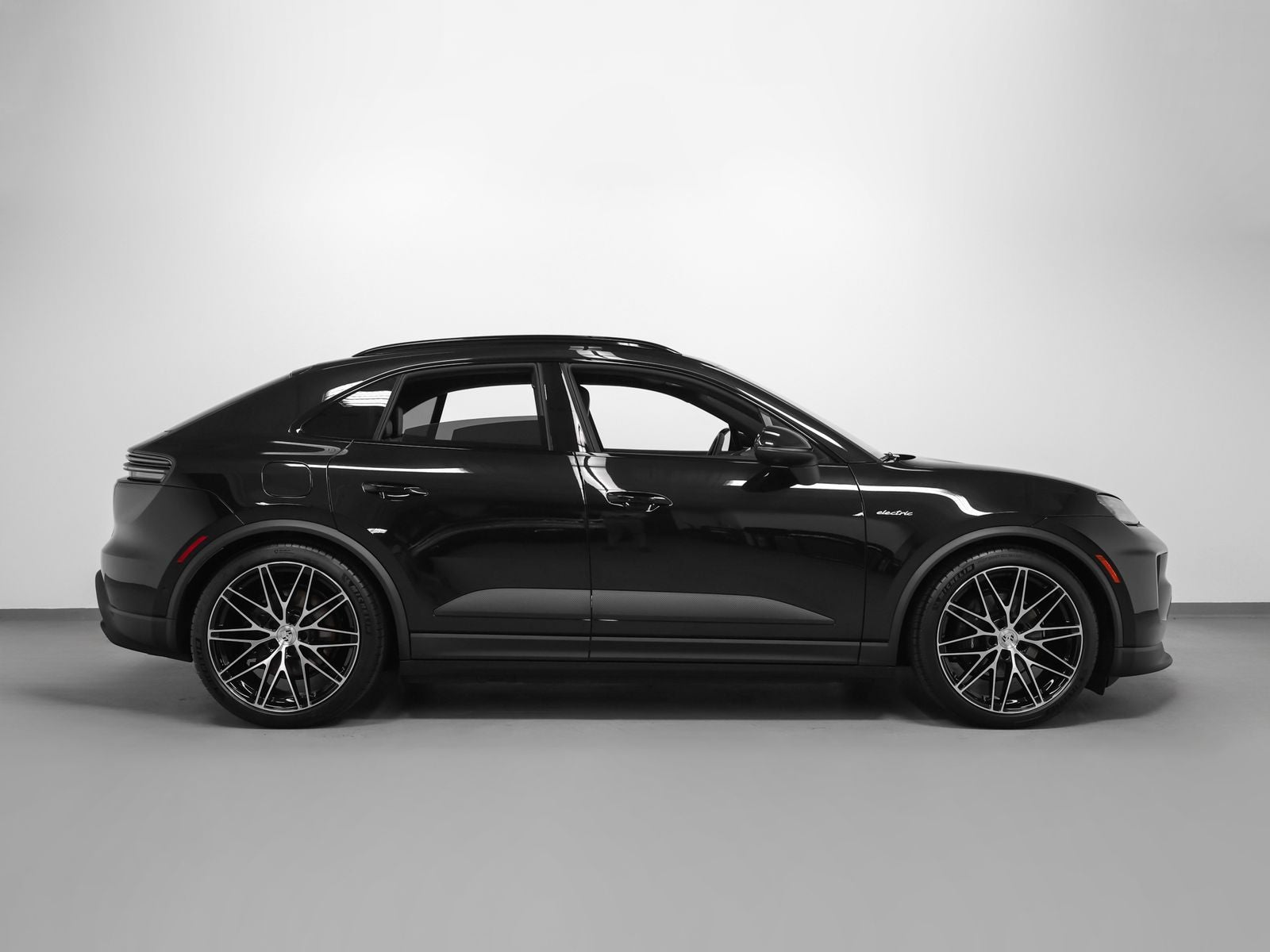 2026 Porsche Macan Macan 4 Electric