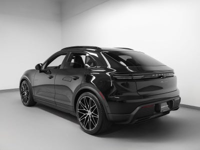 2026 Porsche Macan Macan 4 Electric