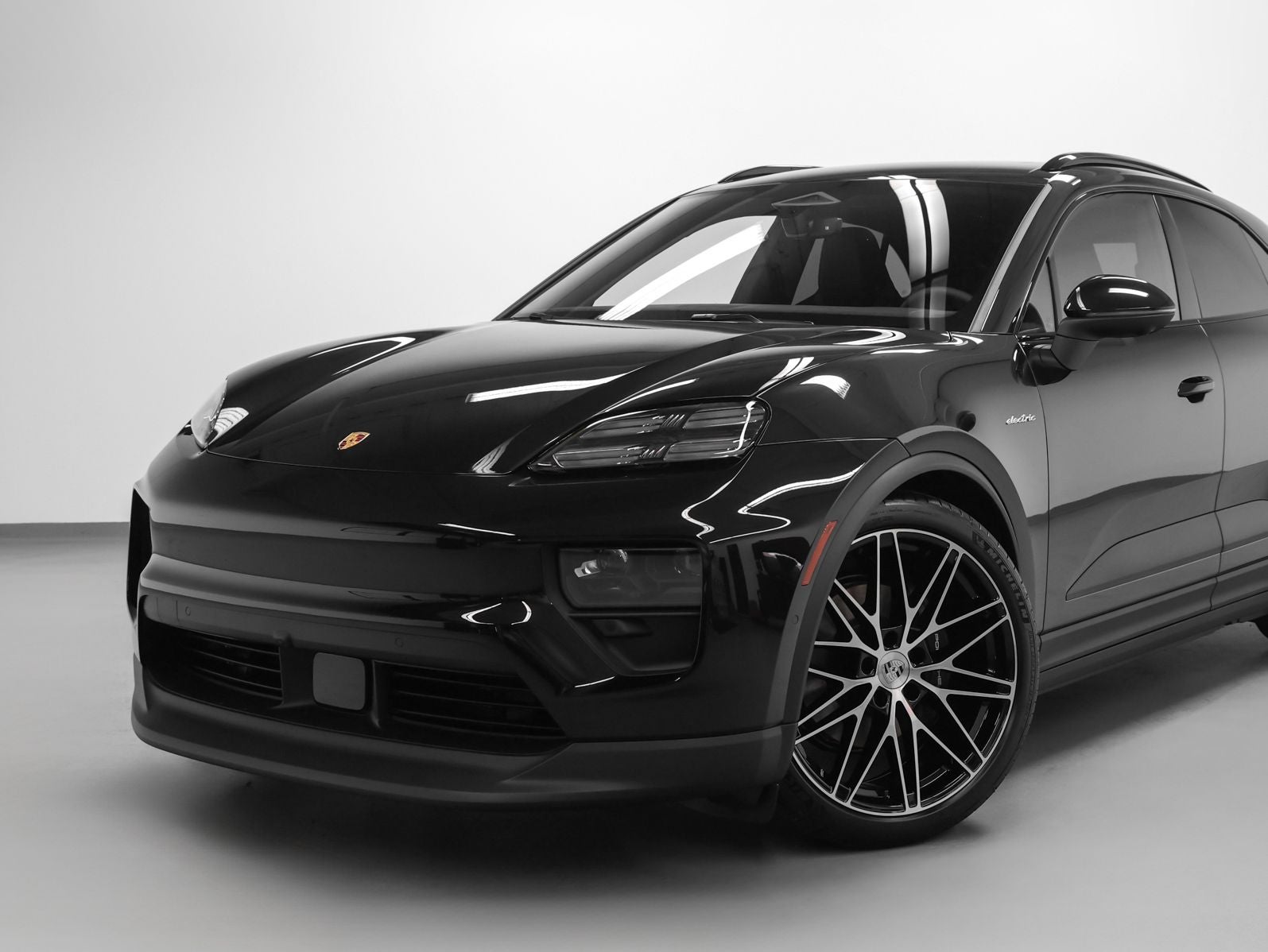 2026 Porsche Macan Macan 4 Electric