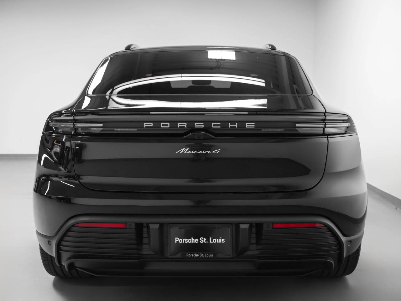 2026 Porsche Macan Macan 4 Electric