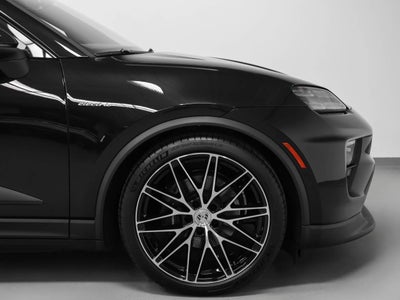 2026 Porsche Macan Macan 4 Electric