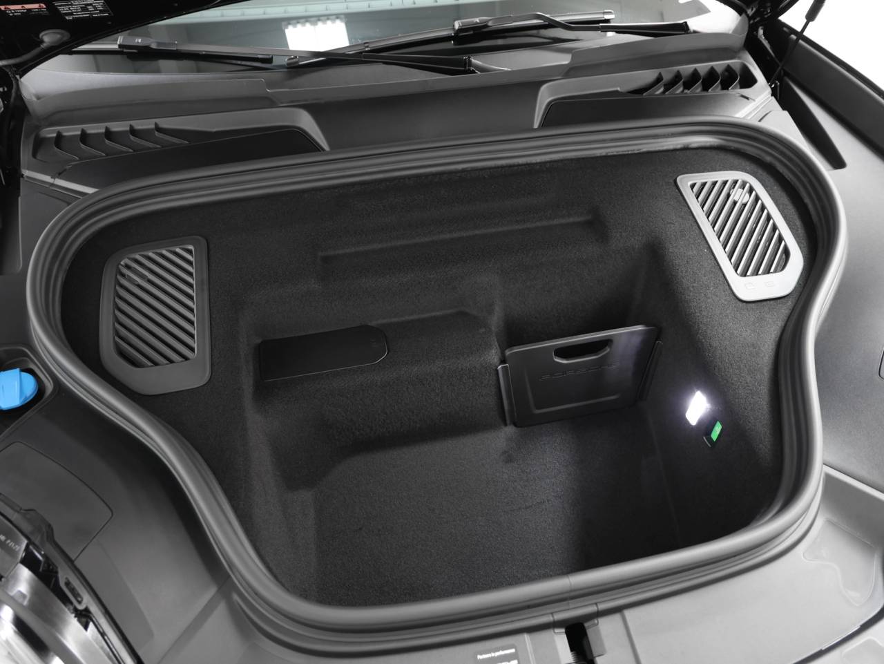 2026 Porsche Macan Macan 4 Electric