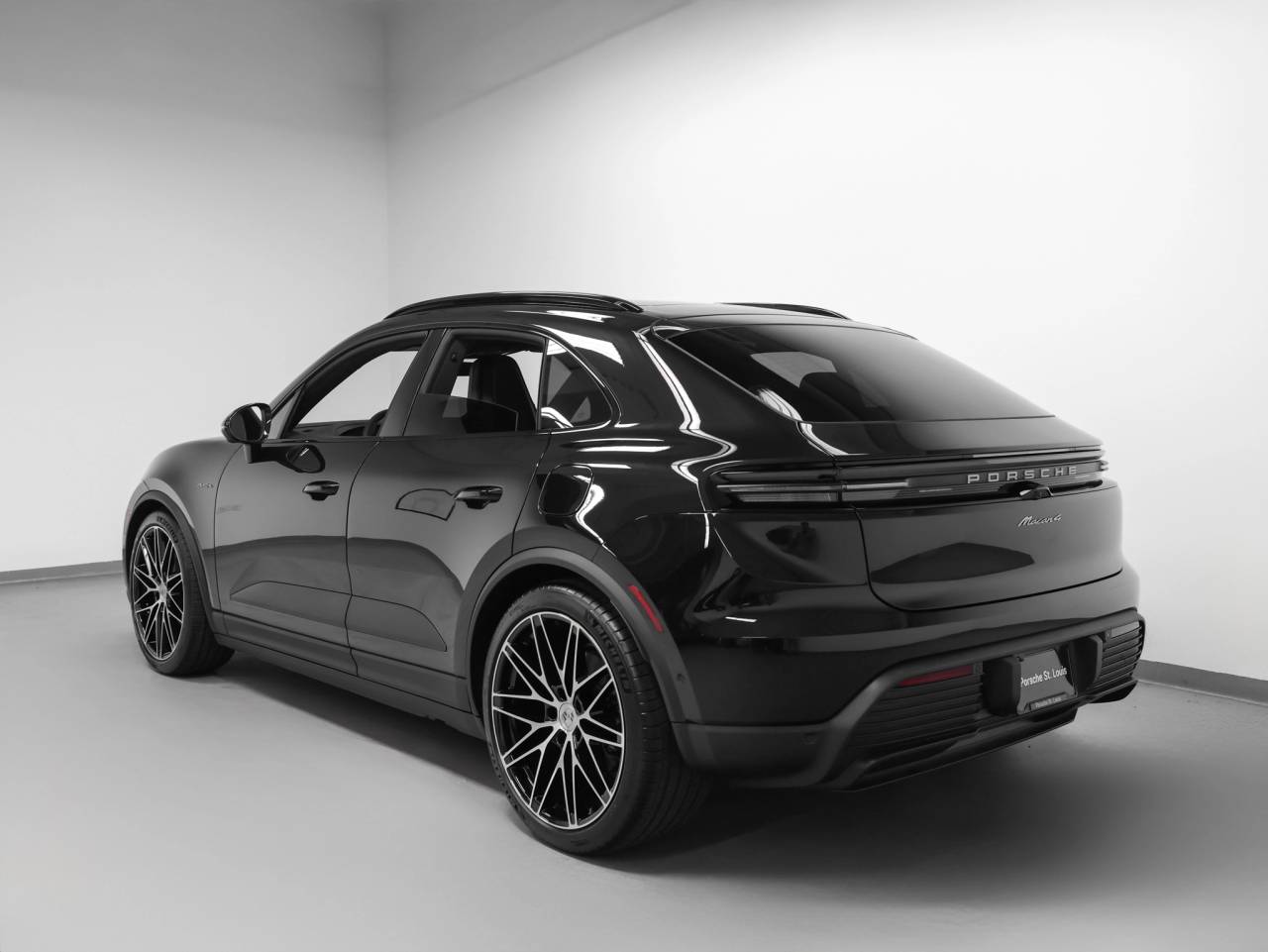 2026 Porsche Macan Macan 4 Electric