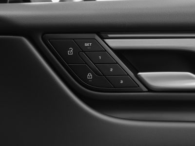 2025 Porsche Macan 4 Electric