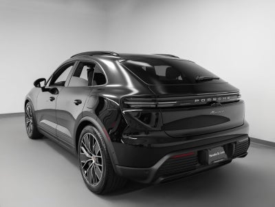 2025 Porsche Macan 4 Electric