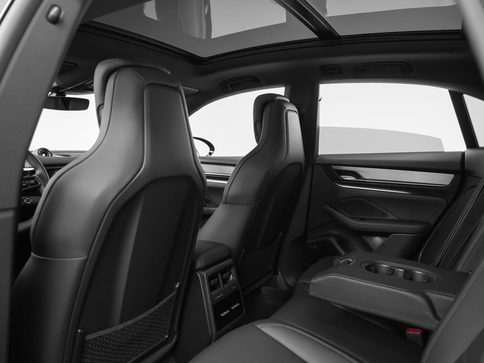 2025 Porsche Macan 4 Electric