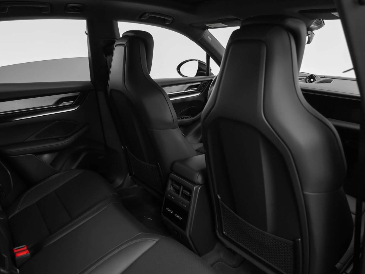 2025 Porsche Macan 4 Electric