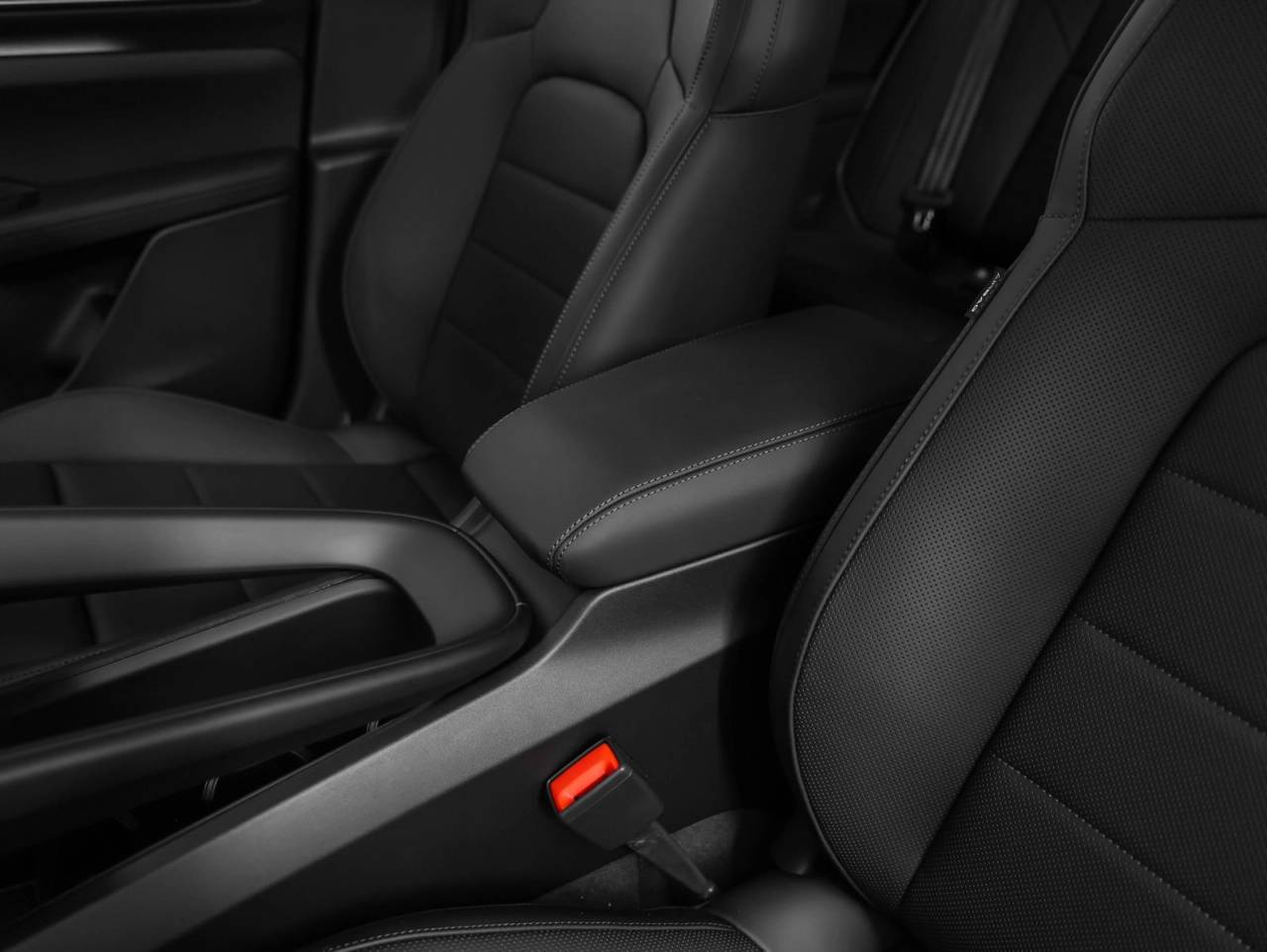 2025 Porsche Macan 4 Electric