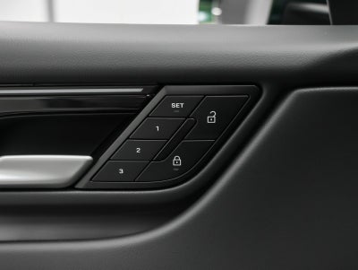 2025 Porsche Macan Macan 4 Electric