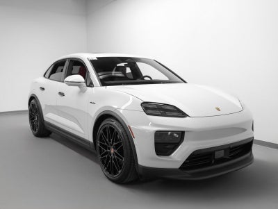 2026 Porsche Macan Macan 4 Electric