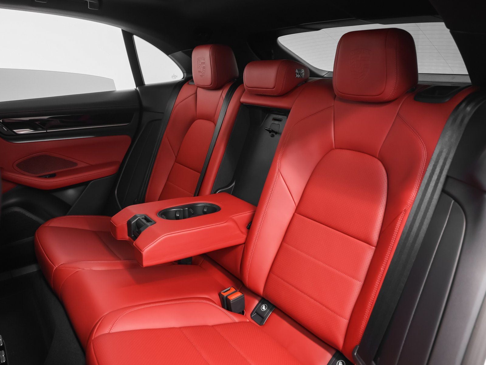 2026 Porsche Macan Macan 4 Electric