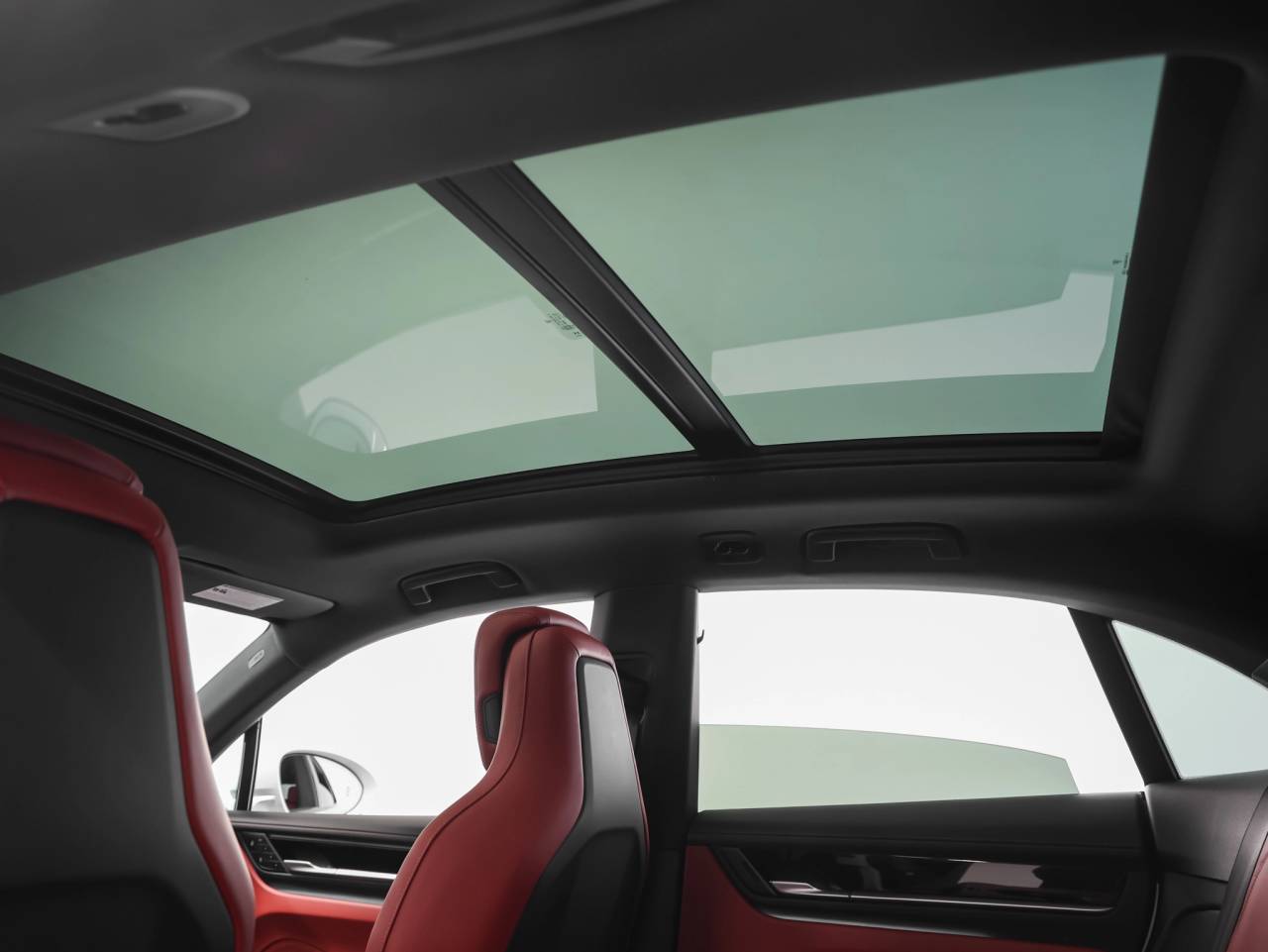 2026 Porsche Macan Macan 4 Electric