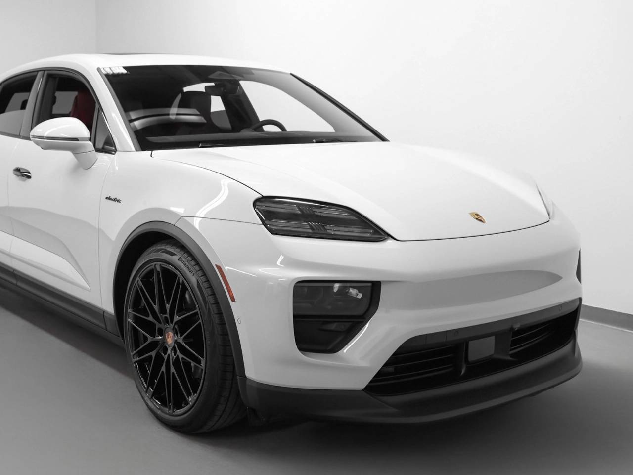 2026 Porsche Macan Macan 4 Electric