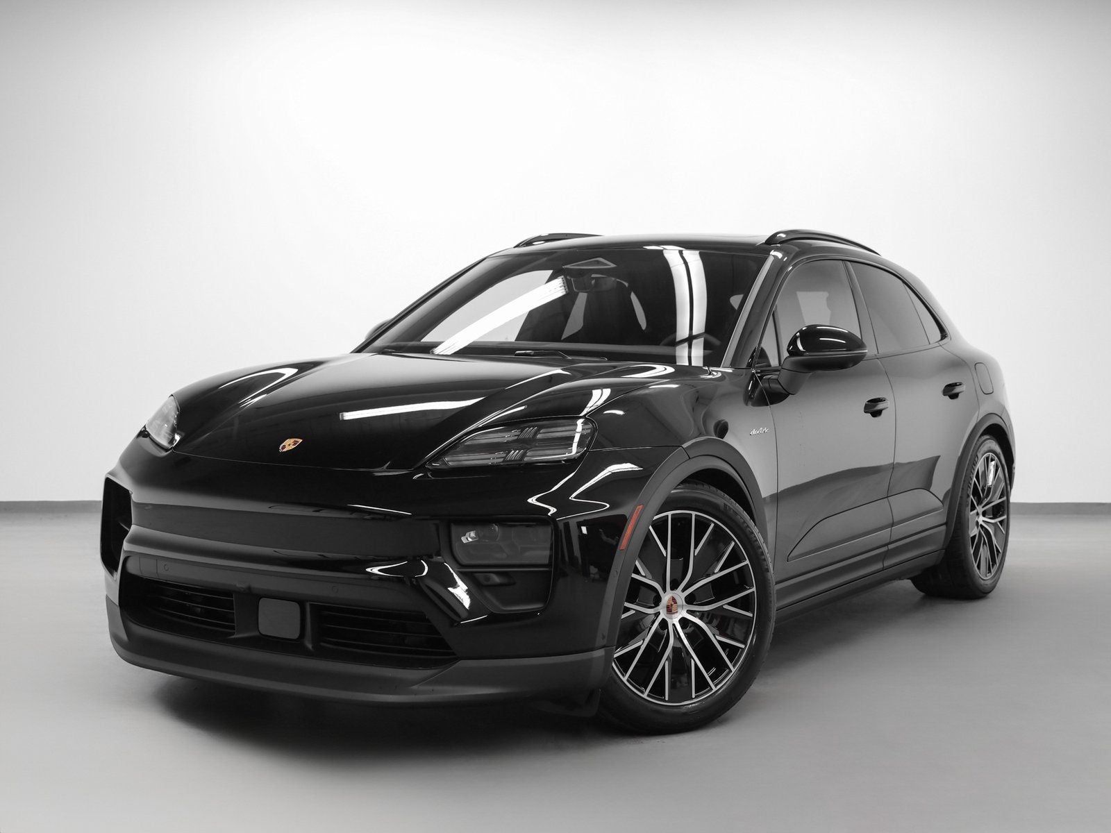 2026 Porsche Macan Macan 4 Electric