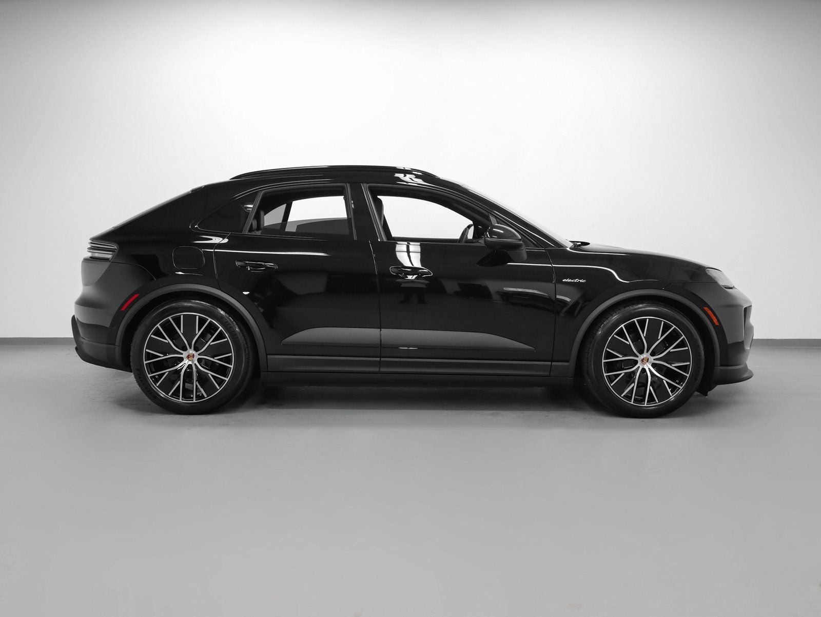 2026 Porsche Macan Macan 4 Electric