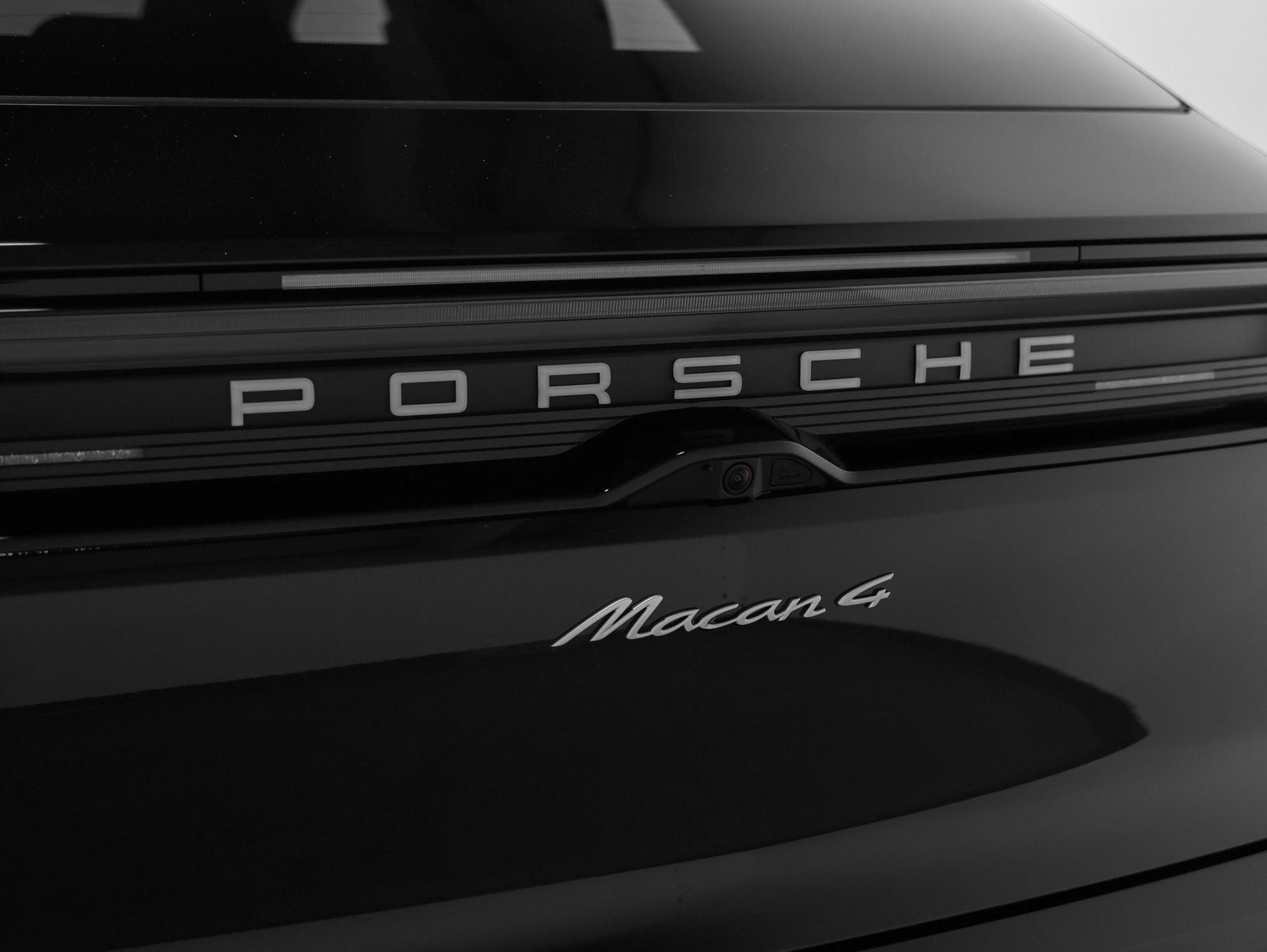 2026 Porsche Macan Macan 4 Electric