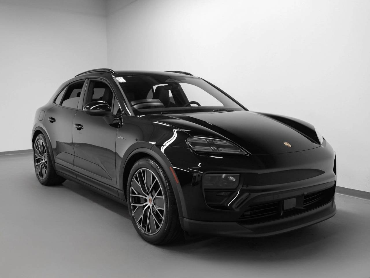 2026 Porsche Macan Macan 4 Electric