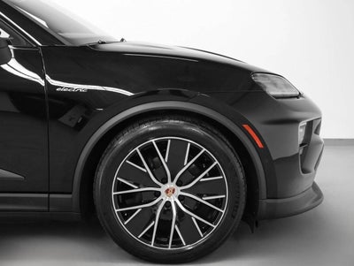 2026 Porsche Macan Macan 4 Electric