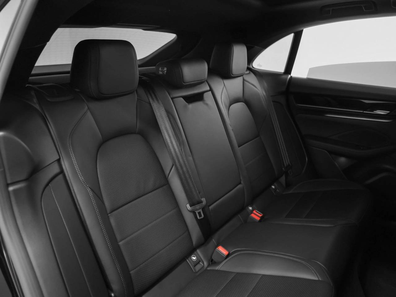 2026 Porsche Macan Macan 4 Electric