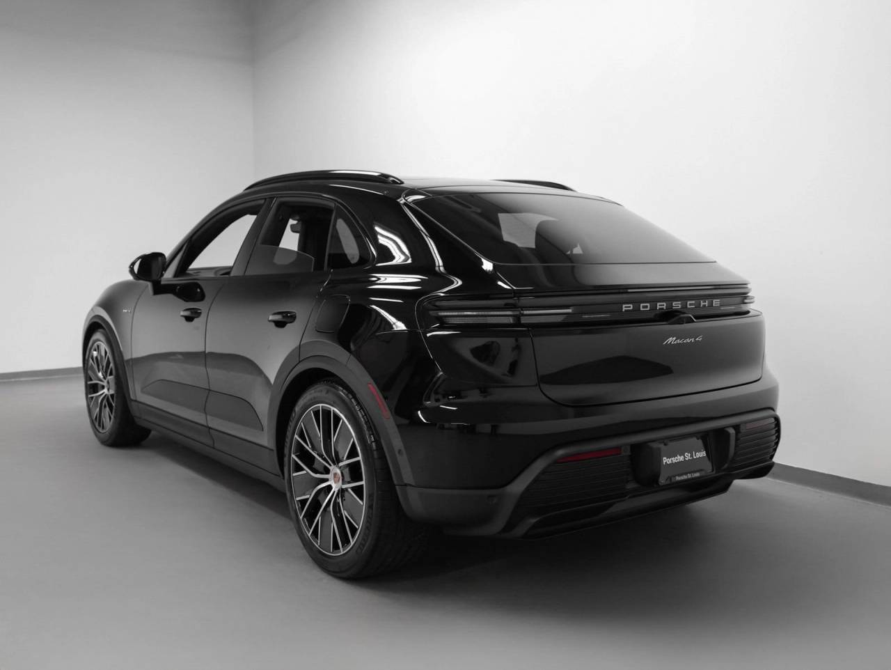 2026 Porsche Macan Macan 4 Electric