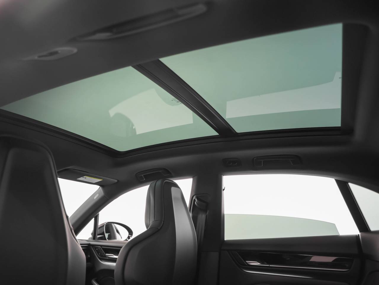 2026 Porsche Macan Macan 4 Electric