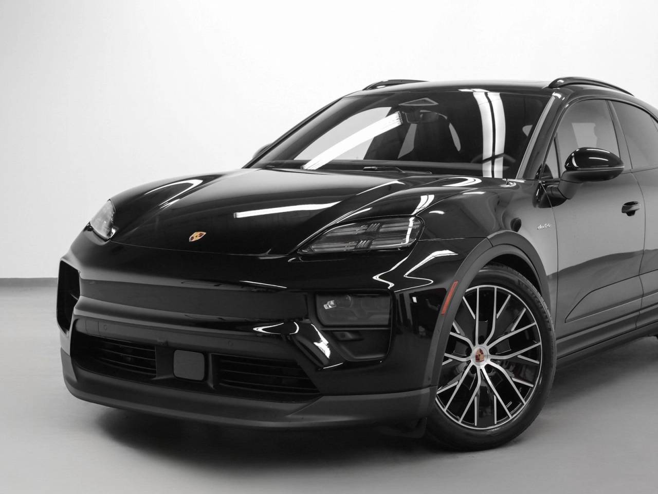 2026 Porsche Macan Macan 4 Electric