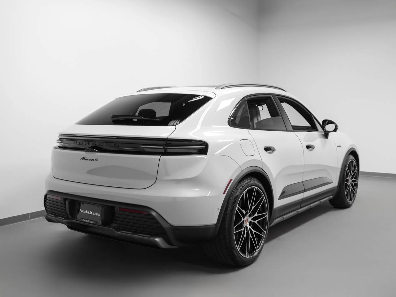 2026 Porsche Macan 4 Electric