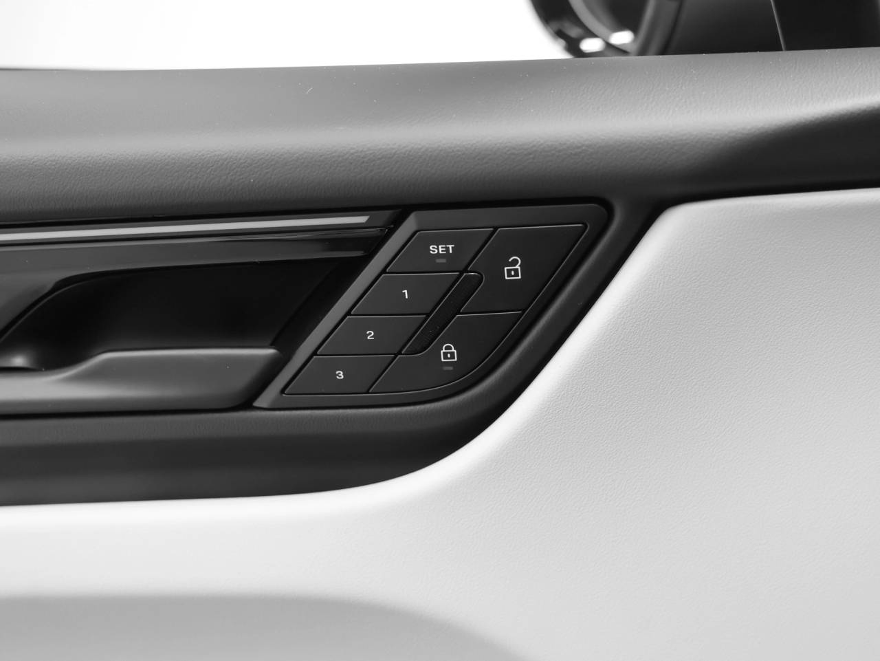 2026 Porsche Macan 4 Electric