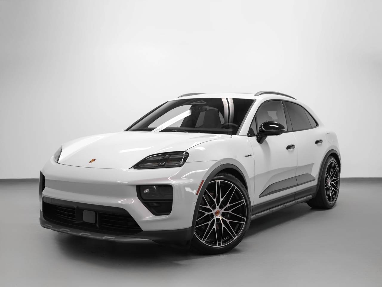 2026 Porsche Macan 4 Electric