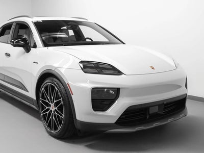 2026 Porsche Macan 4 Electric