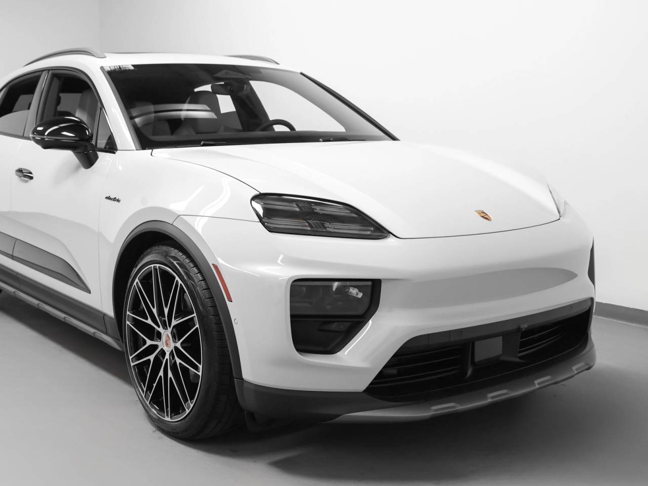2026 Porsche Macan 4 Electric