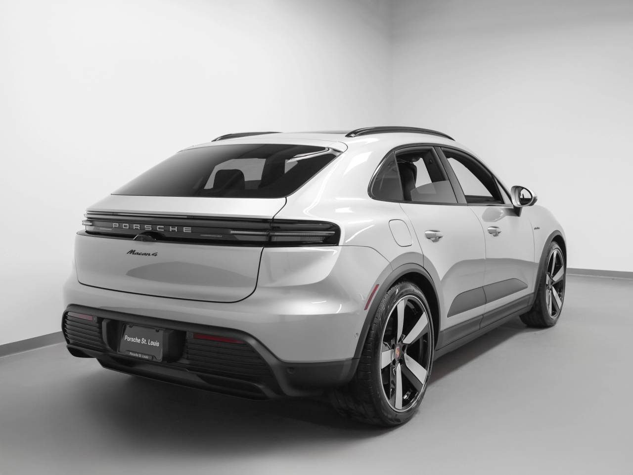 2026 Porsche Macan 4 Electric