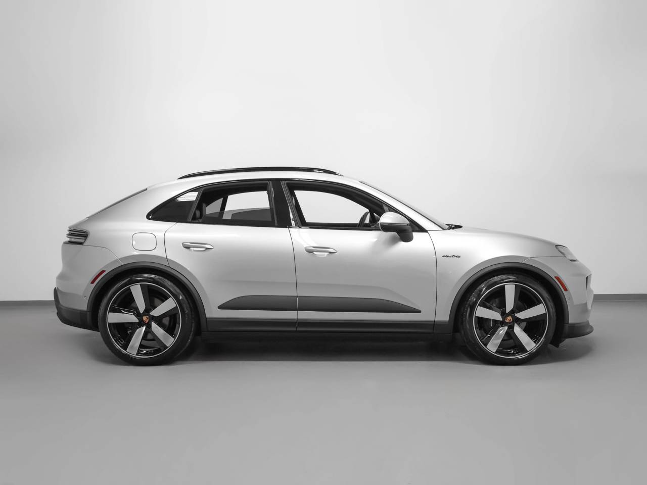 2026 Porsche Macan 4 Electric