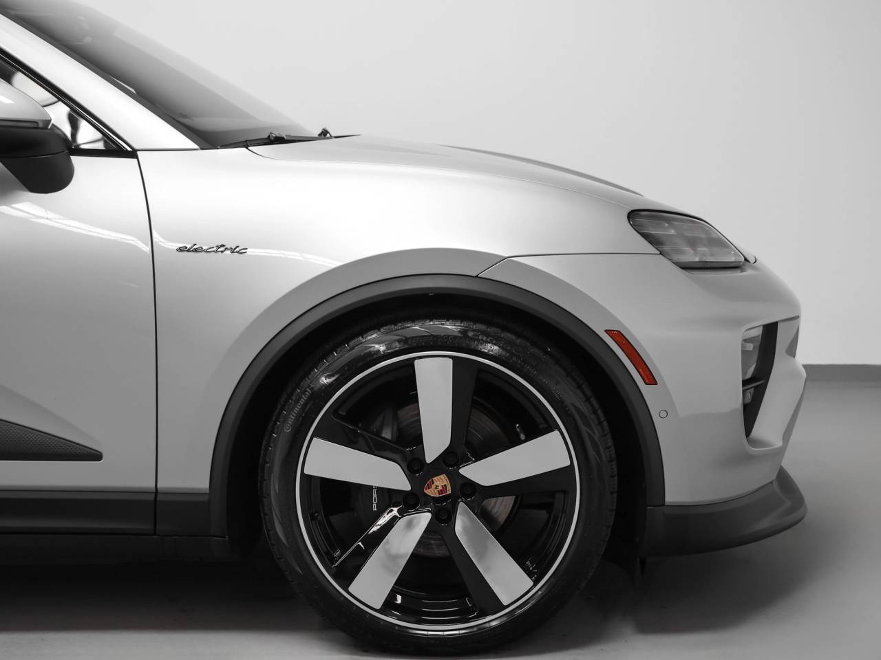 2026 Porsche Macan 4 Electric