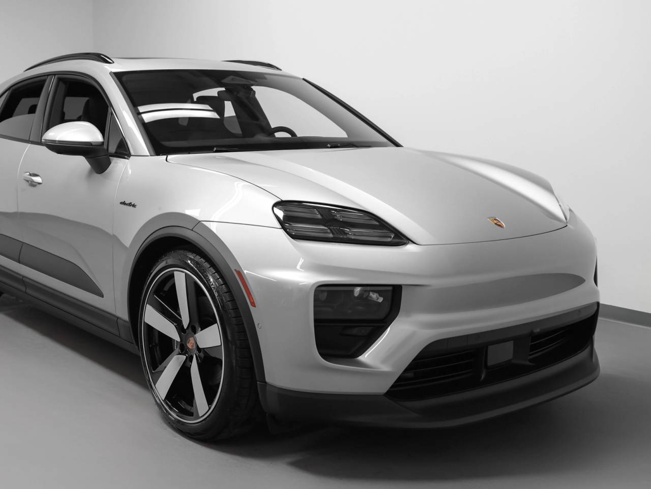 2026 Porsche Macan 4 Electric