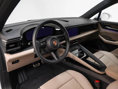 2025 Porsche Macan 4 Electric