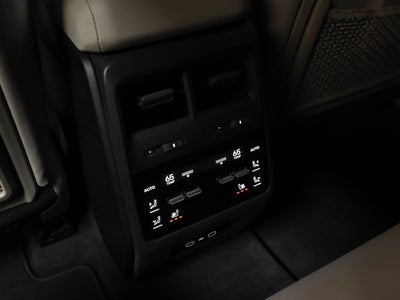 2025 Porsche Macan 4 Electric