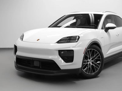 2025 Porsche Macan 4 Electric