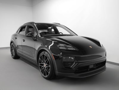 2026 Porsche Macan Electric 4