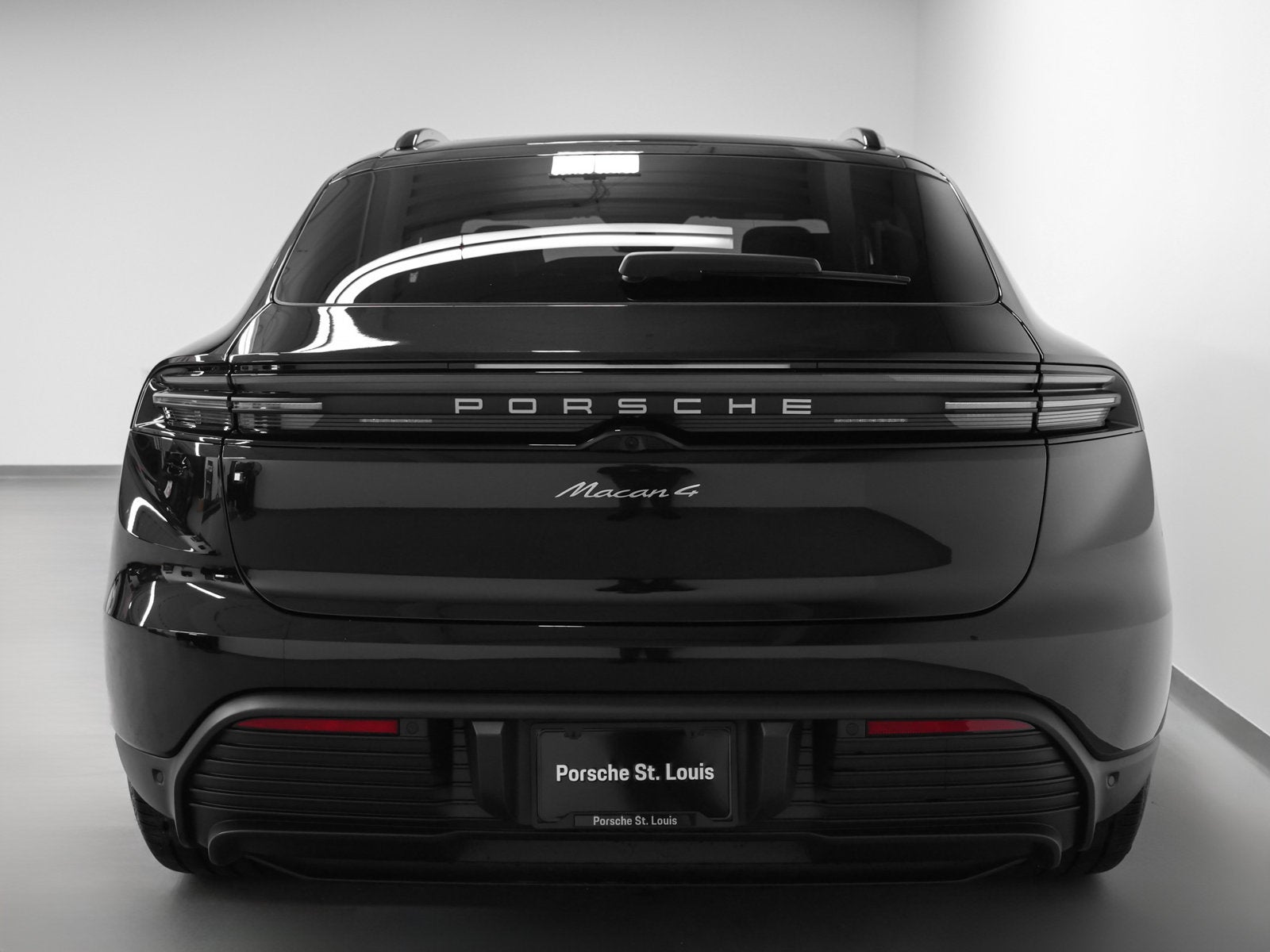 2026 Porsche Macan Electric 4