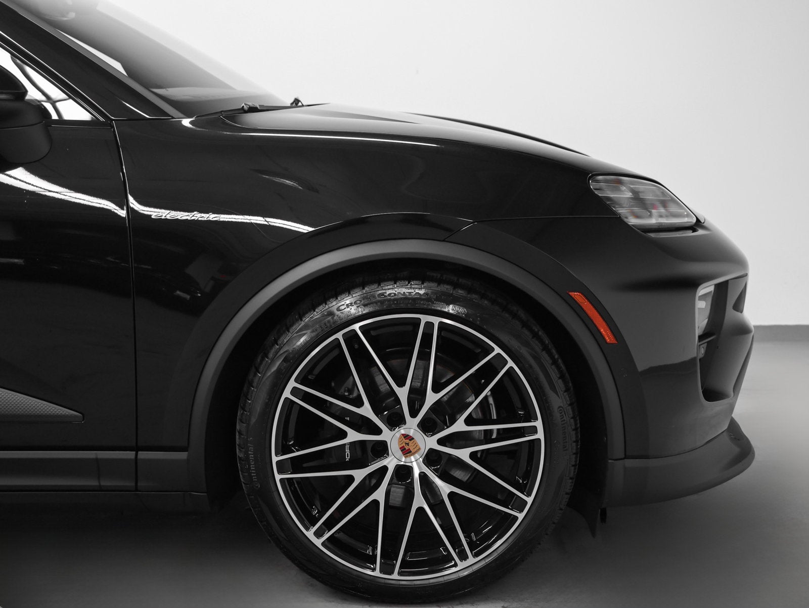 2026 Porsche Macan Electric 4