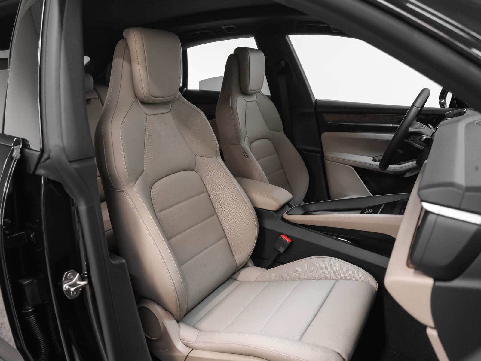 2026 Porsche Macan Electric 4
