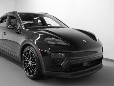 2026 Porsche Macan Electric 4
