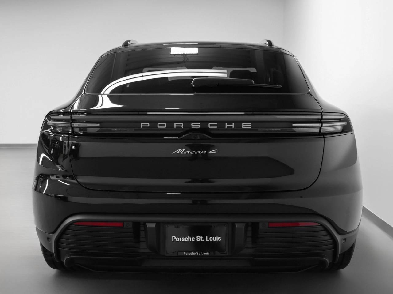 2026 Porsche Macan Macan 4 Electric