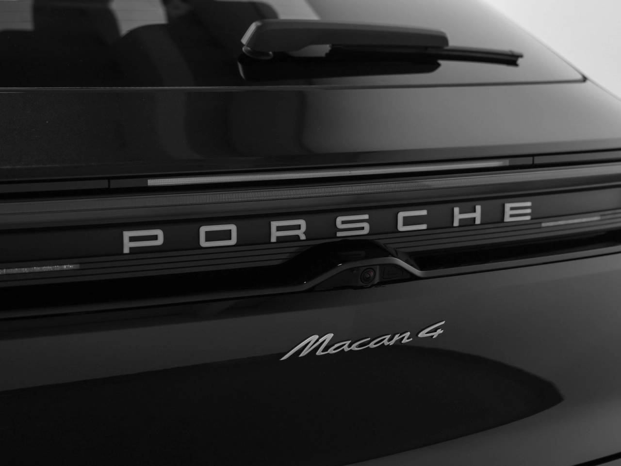2026 Porsche Macan Macan 4 Electric