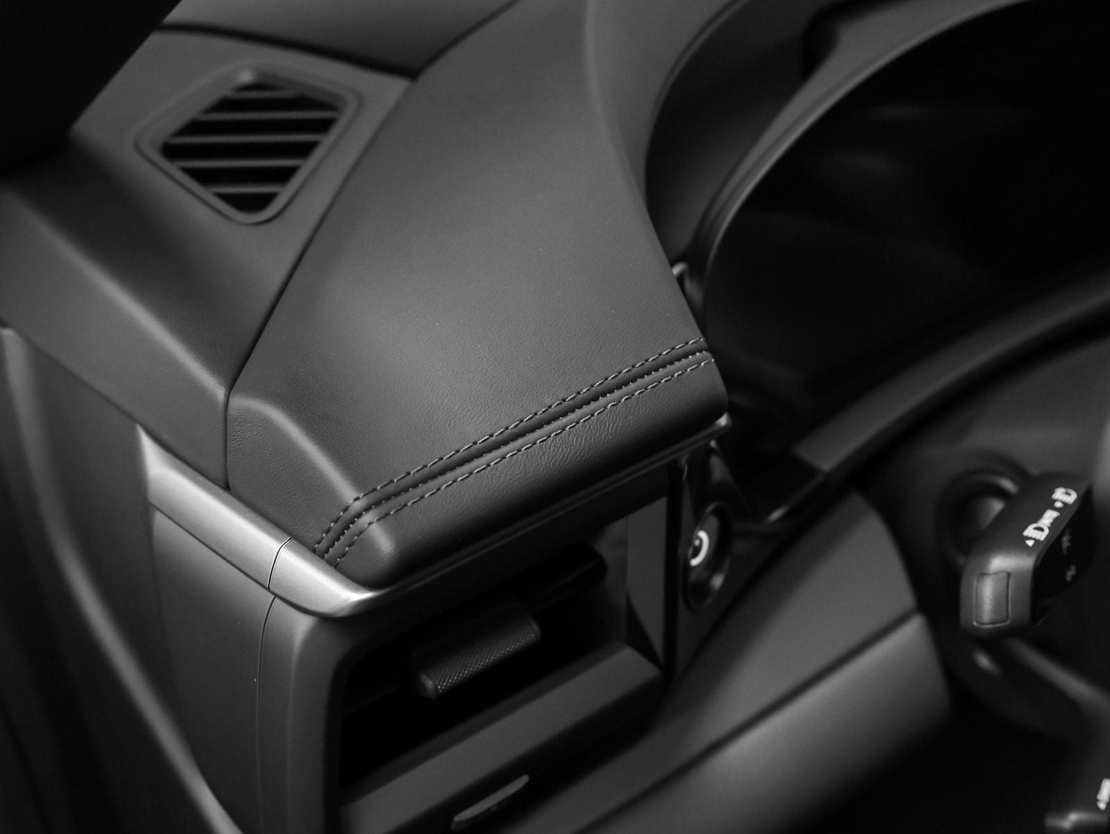 2025 Porsche Macan Macan 4 Electric