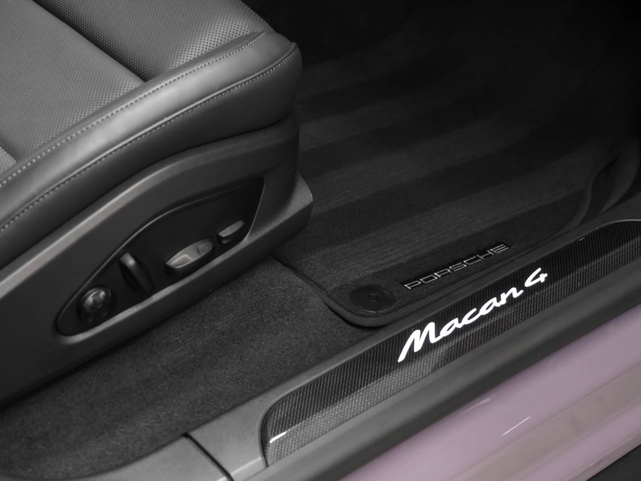 2025 Porsche Macan Macan 4 Electric