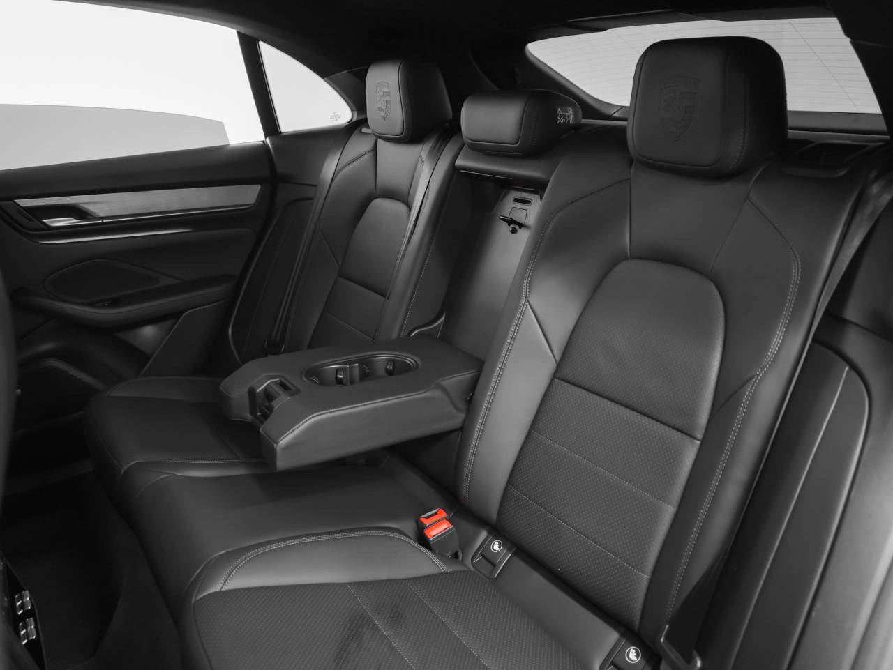 2025 Porsche Macan Macan 4 Electric