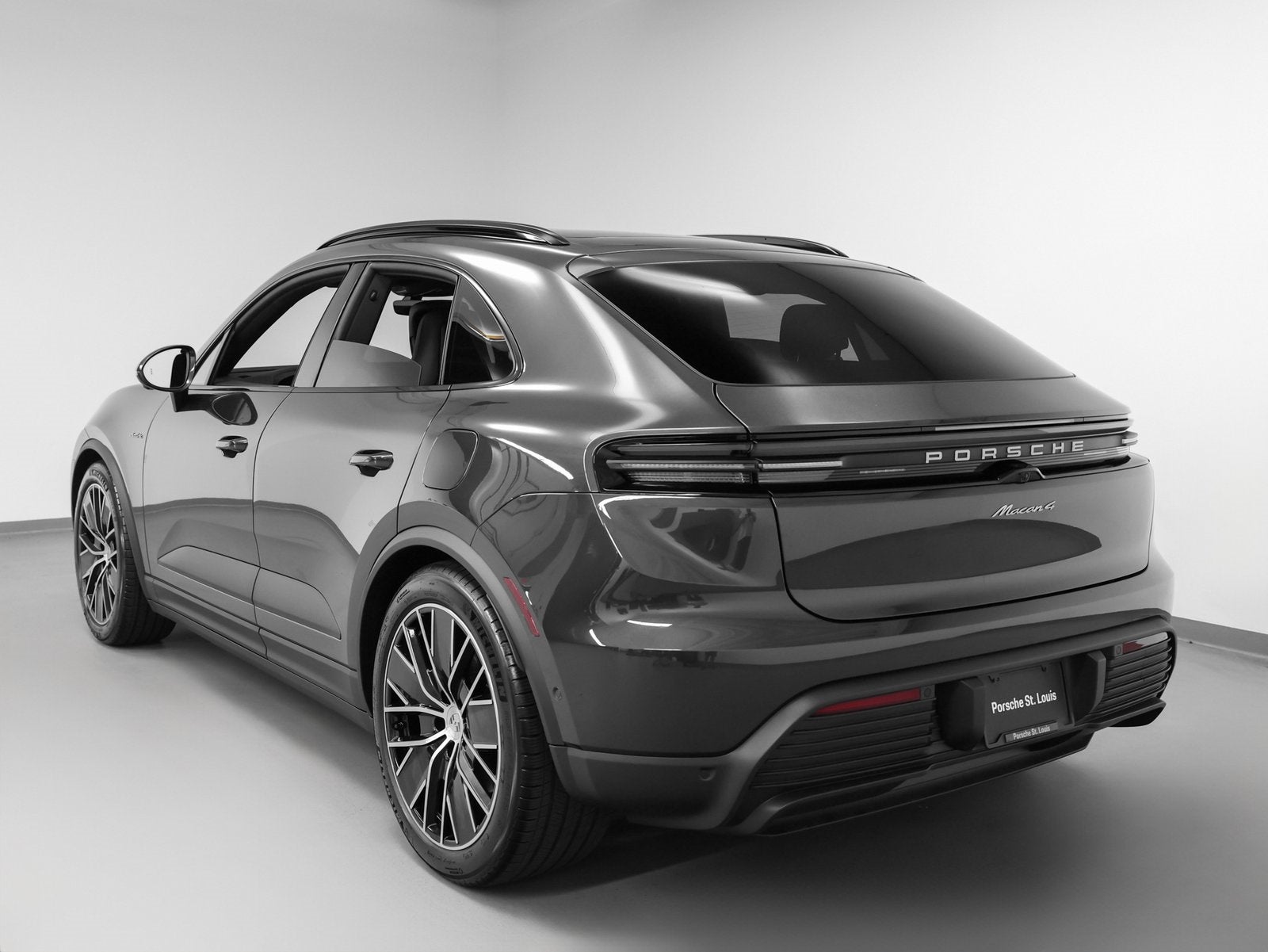 2025 Porsche Macan Macan 4 Electric